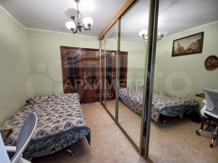 4-к. квартира, 77,4 м², 2/5 эт.