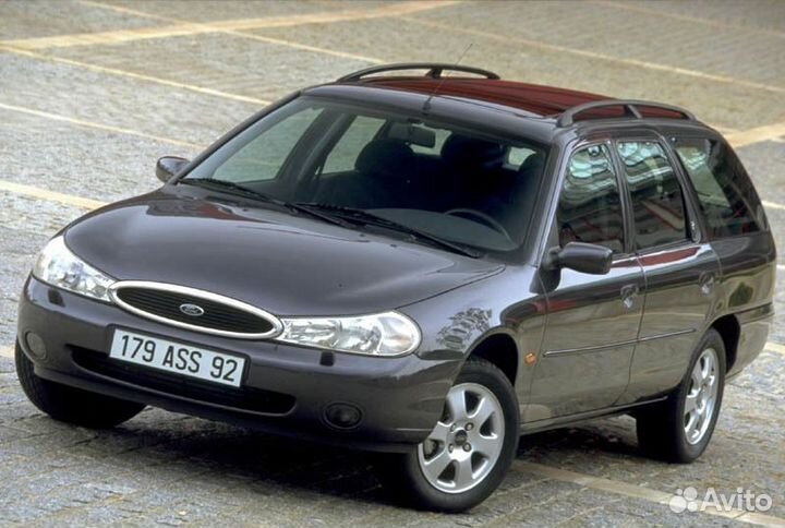 Стекло заднее Ford Mondeo 1 универсал