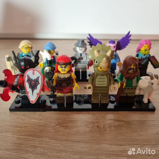 Lego минифигурки 25 серия
