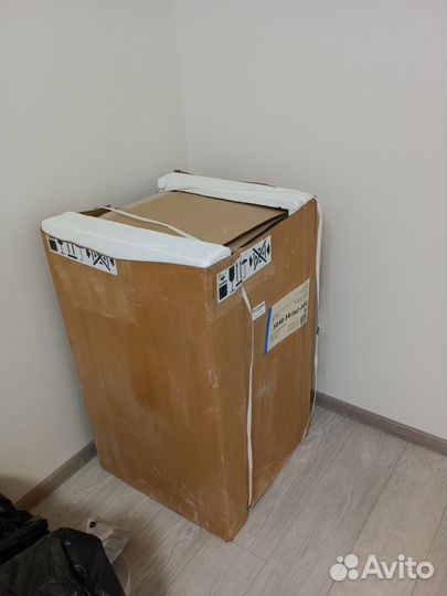 Продам газовую плиту, две раковины и тюльпан