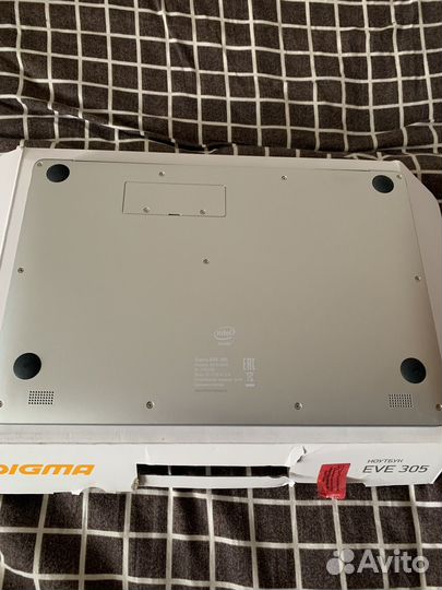 Ноутбук Digma eve 305