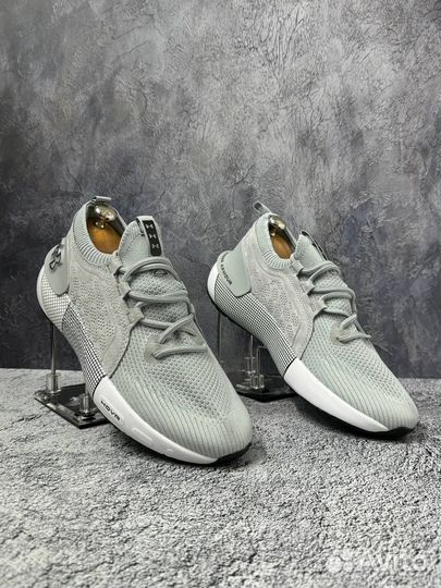 Кроссовки Under Armour (42)