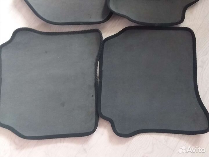 Коврики для машины