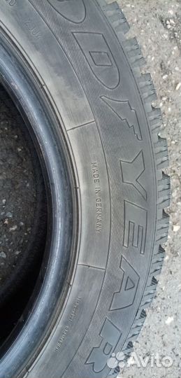 Goodyear UltraGrip 500 225/65 R17 63N