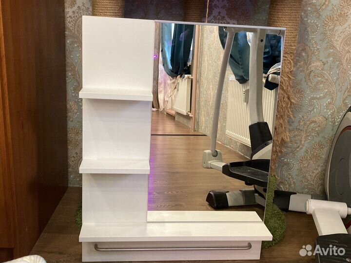 Полка с зеркалом IKEA