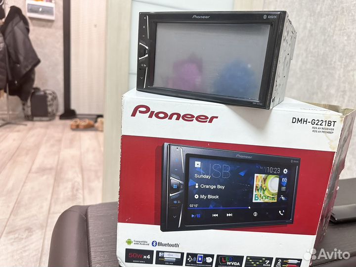 Pioneer DMH-G221BT