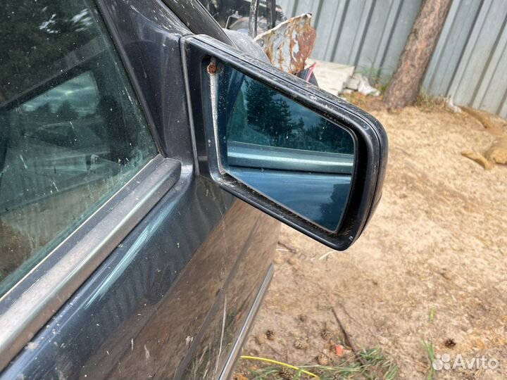 Боковое зеркало на w202 w210
