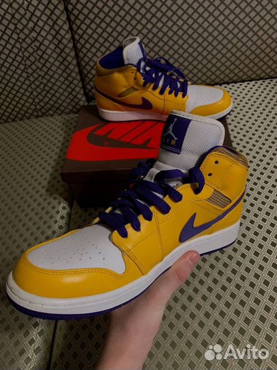 Кроссовки Air Jordan 1 Mid оригинал