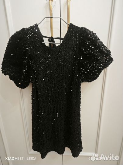 Платье для девочки на рост 140