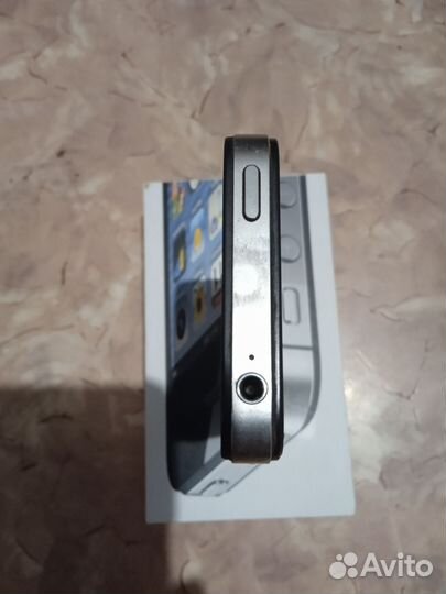 iPhone 4S, 16 ГБ