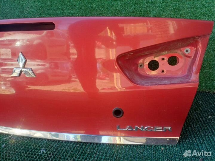 Крышка багажника Mitsubishi Lancer/Lancer Evolution
