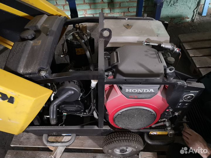 Компрессор бензиновый передвижной