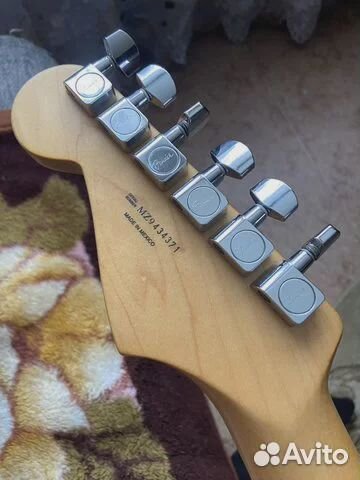 Гитара Fender Stratocaster