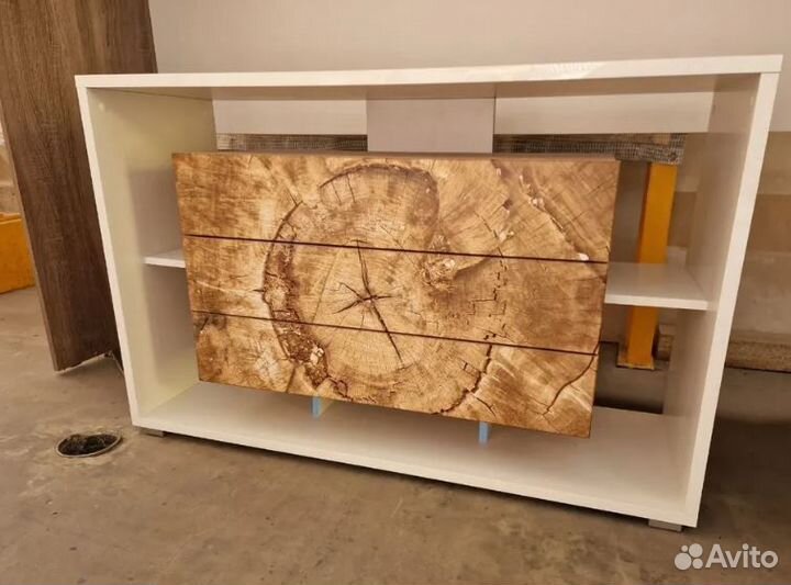 Тумба тв Крафт золотой с рисунком