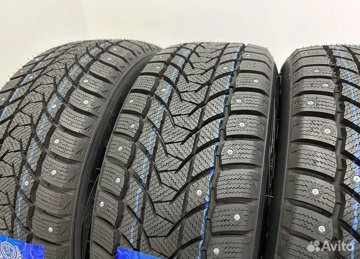 Tri Ace Snow White II 215/60 R16 34T