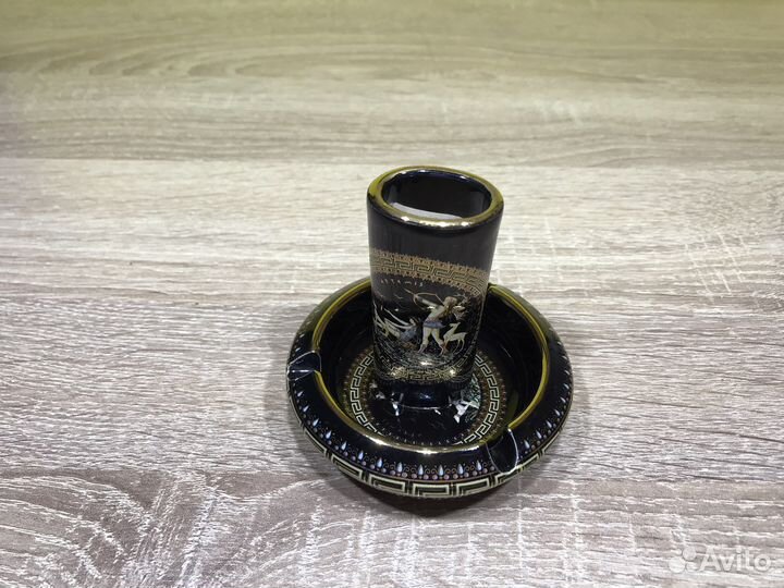 Б.848 Керамическая пепельница + спичечница 24к