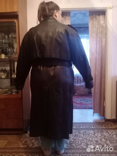 Кожаный плащ