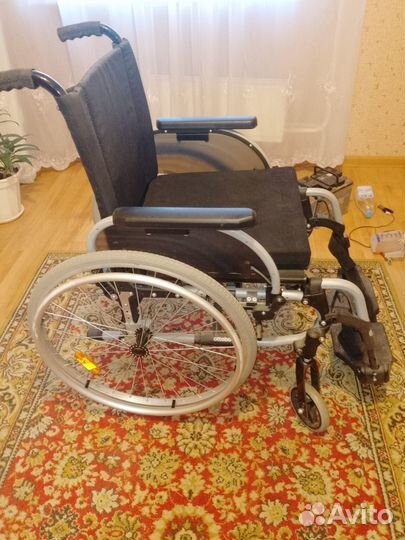 Инвалидная коляска