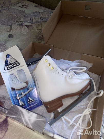 Фигурные коньки jackson freestyle