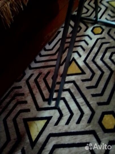 Гладильная доска со встроенной розеткой