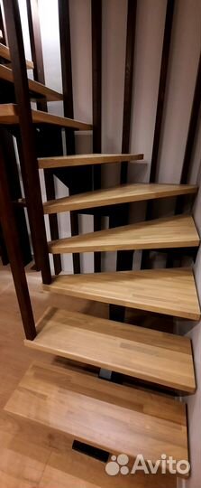 Лестница на металлокаркасе с доставкой