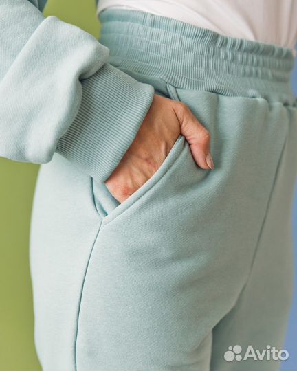 Спортивный костюм женский новый