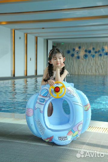 Надувной круг с ножками для детей