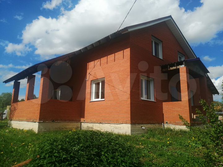 Дом 252 м² на участке 6 сот.