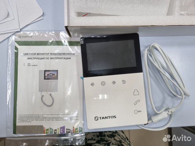 Видеодомофон цветной