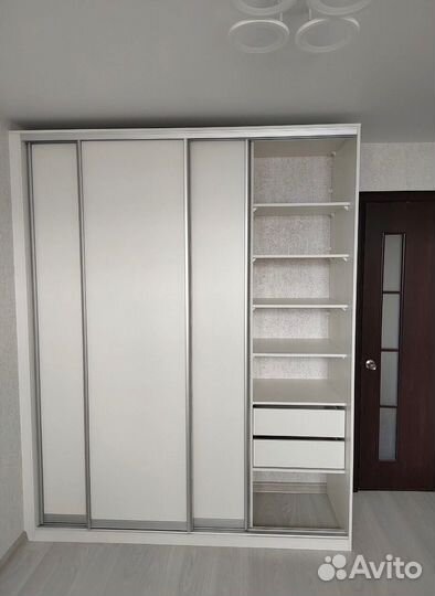 Шкаф купе стильный