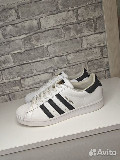 Кроссовки Adidas superstar