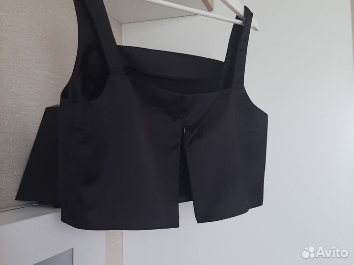 Топ жилетка майка чёрная атласная 48