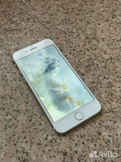 iPhone 7, 32 ГБ