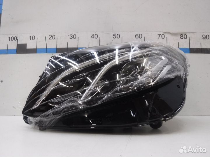 Фара левая Mercedes-Benz E-Class