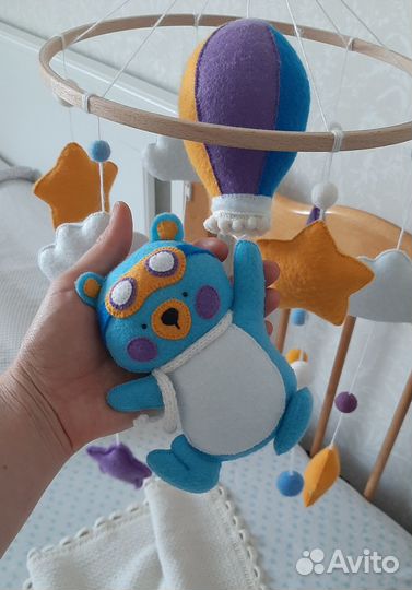 Мобиль на кроватку + кронштейн + блок 35 мелодий