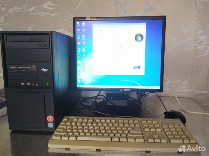 Системный блок intel core i5 с монитором NEC 19