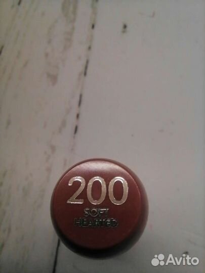 Губная помада lasting finish N200 rimmel