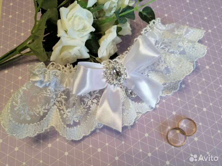 Свадебная подвязка