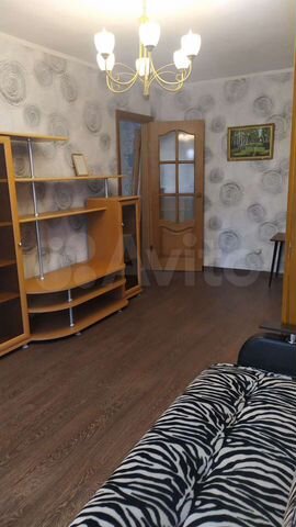 3-к. квартира, 44 м², 2/5 эт.