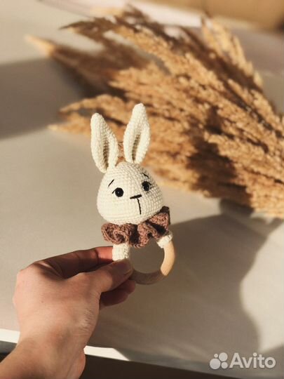 Погремушка-грызунок зайка (ручная работа)