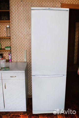 Запчасти к холодильнику Стинол - стеклянные полки