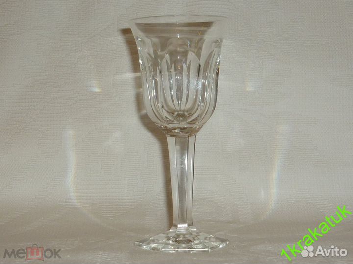 Рюмка. антикварное стекло, 19 век. резьба