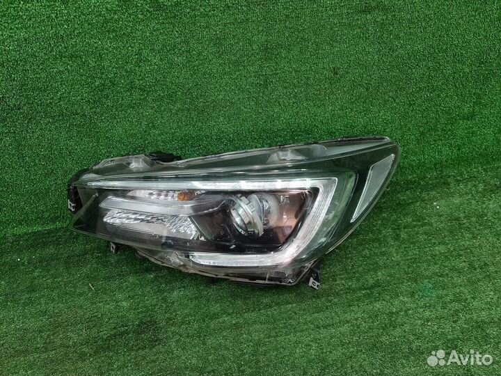 Фара левая Subaru Outback