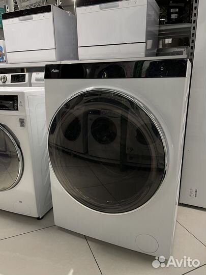 Стирально-сушильная машина Haier HWD100-BD1499U1