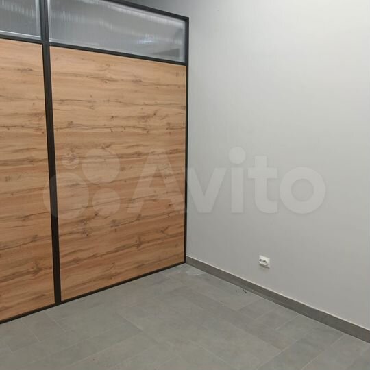 Под салон,офис, 12.3 м²