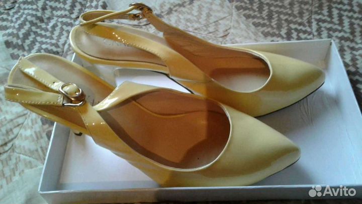 Туфли-босоножки