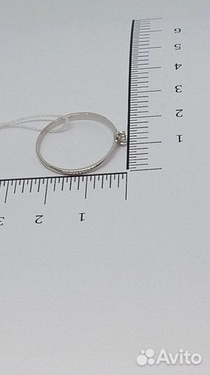 Золотое кольцо с камнем 19р