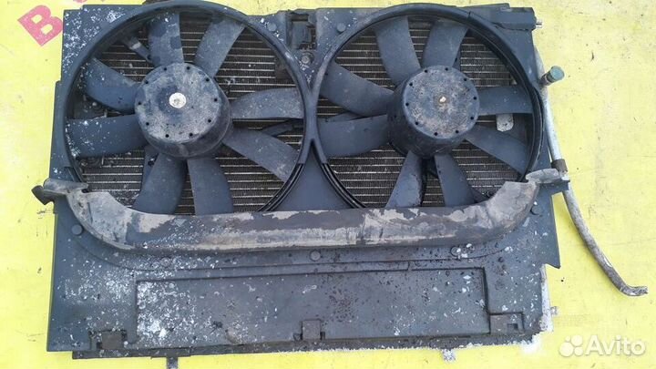 Диффузор радиатора охлаждения Mercedes w202