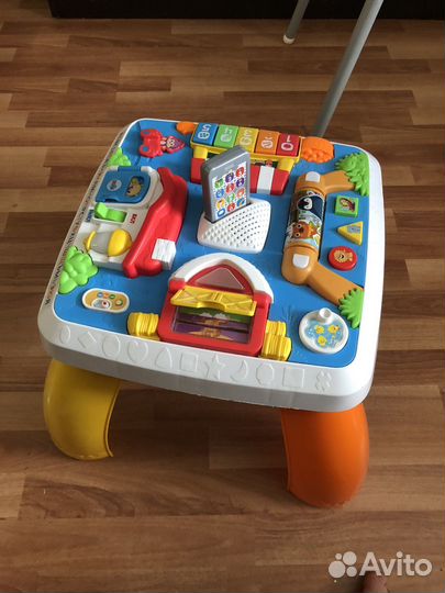 Развивающий столик fisher price