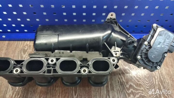 Впускной коллектор Тойота Авенсис т250